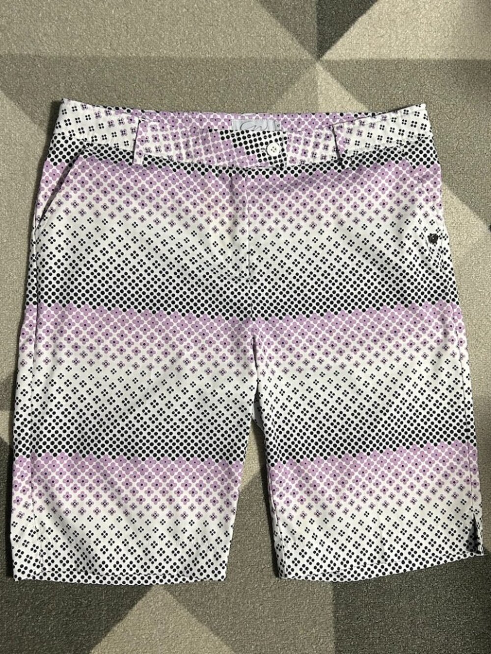 Cracked Wheat White/Lilac/Black Floral Dot Print Golf Shorts Women's Size 10